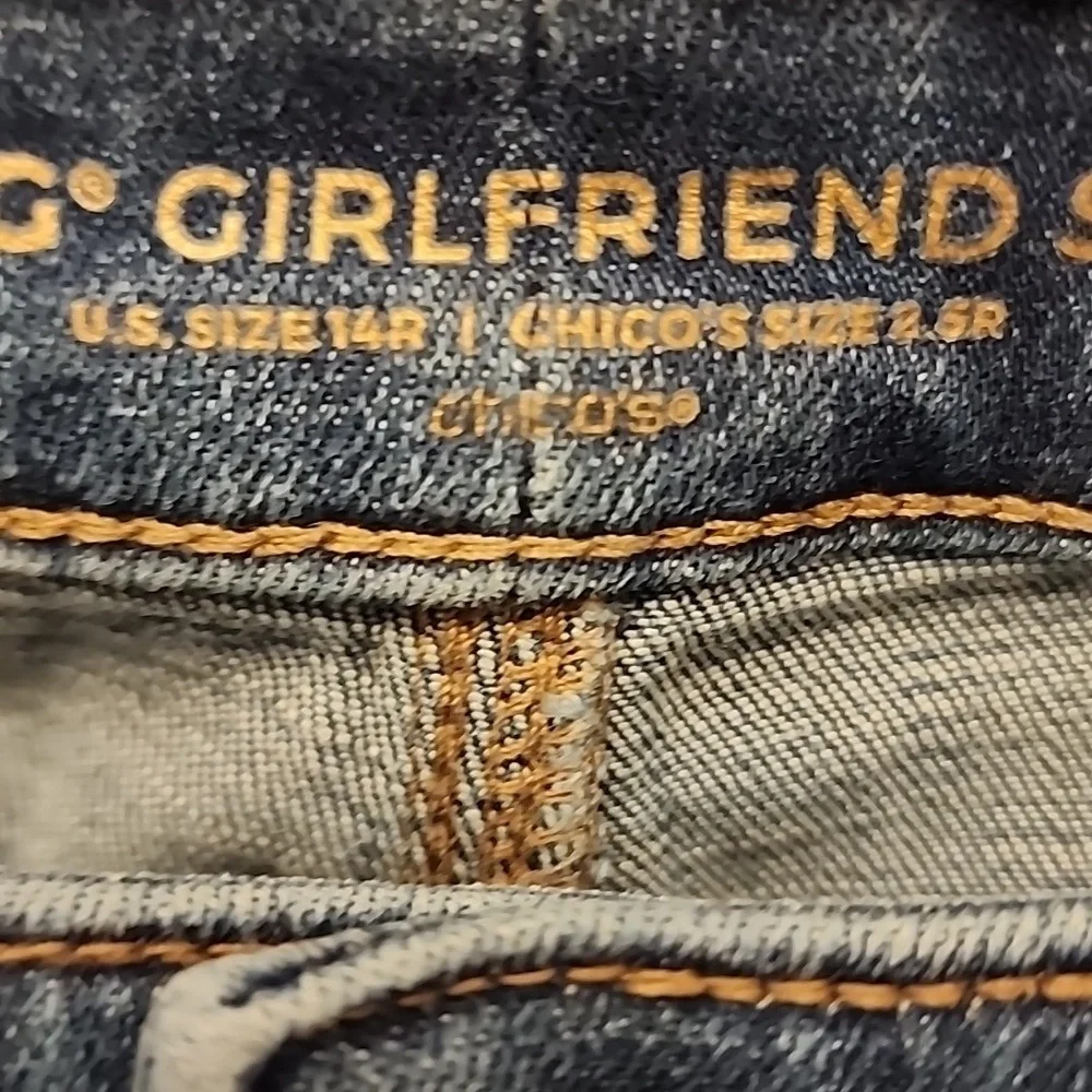 Chico Perfect Stretch Girlfriend Straight Leg sz 2.5 (14)